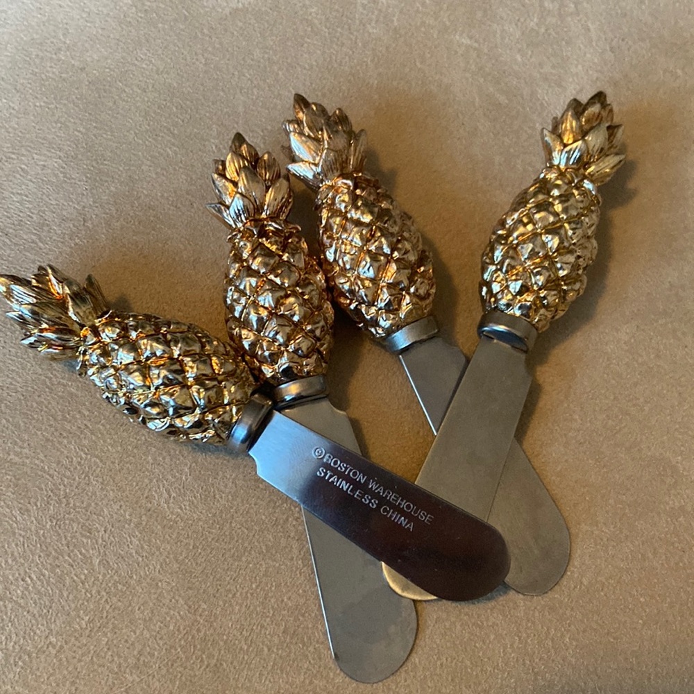set of 4 boston warehouse vintage gold pineapple chesse knofe spreaders